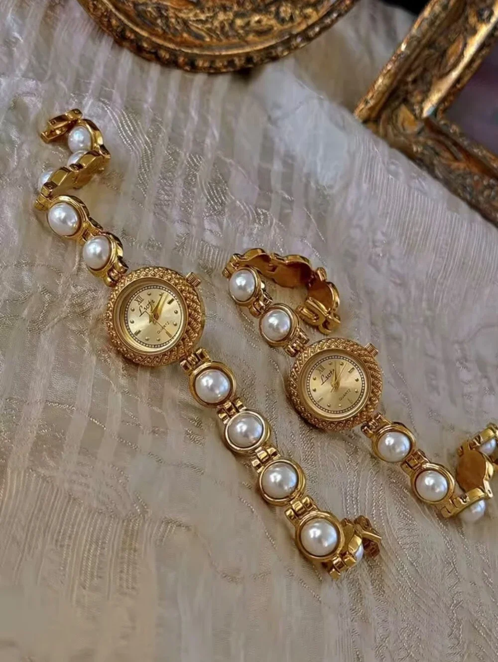 Luxe Gold Pearl-Accented Bracelet Watch - Gold and White